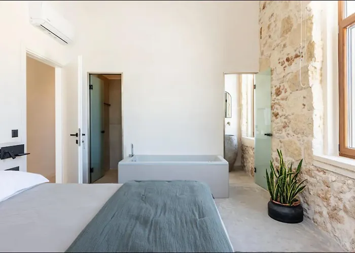 Petra - Casa Casa Group Ханья